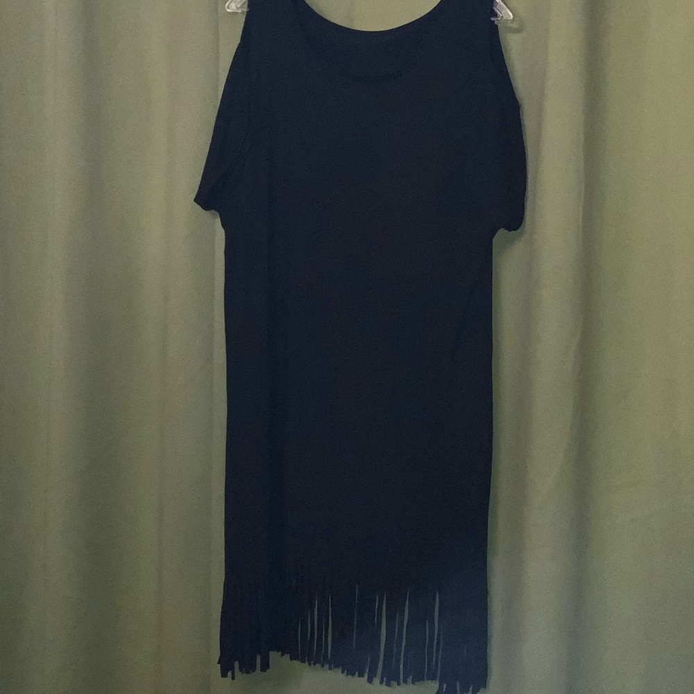 3$⭐️Black Fringe Coldshoulder Dress
